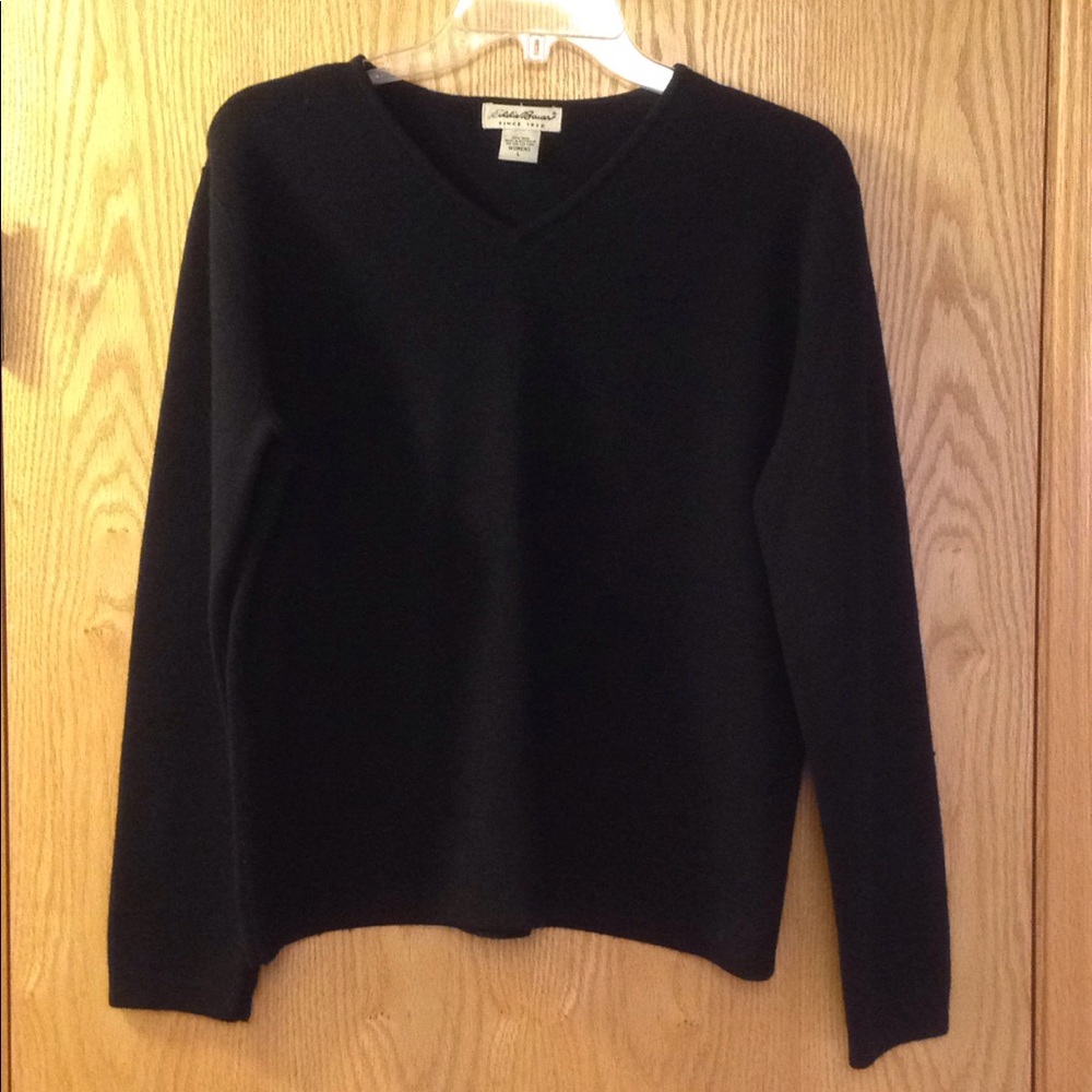 V-neck sweater